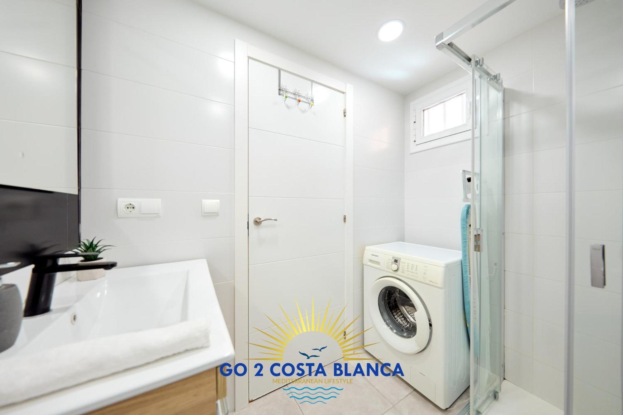 Doro Seaview Apartment Μπένιντορμ Εξωτερικό φωτογραφία